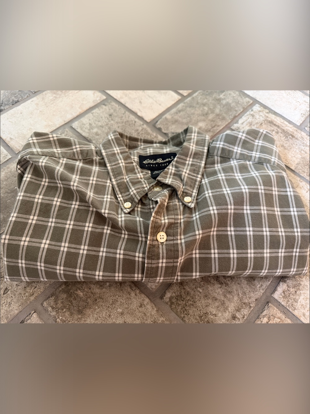 Vintage Eddie Bauer Button-Down Plaid Men's Shirt in Olive and White